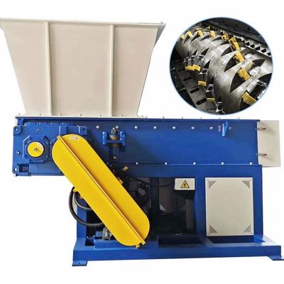 200-8000 kg/h παραγωγική ικανότητα Σπαστική μηχανή για σκούπα και απόβλητα ινών ένδυσης