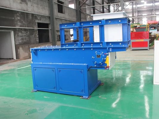 200-8000 kg/h παραγωγική ικανότητα Σπαστική μηχανή για σκούπα και απόβλητα ινών ένδυσης