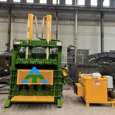 650 KG Vertical Baler για τα σκουπίδια κουτιά κουτιά πλαστικό μπουκάλι υφαντικό κράμα αλουμινίου