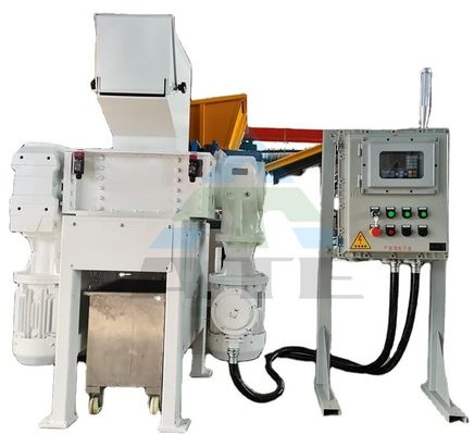 Μέγιστη παραγωγική ικανότητα 17000kg/ώρα Τετραάξονας θραυστομηχανή για συσκευαστικές παλέτες βαρέλιας