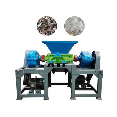 Max.Production Capacity kg/h 17000 Διπλό άξονα ελαστικό θρυμματιστή για την ανακύκλωση αποβλήτων ελαστικών