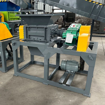 50kW Double Shaft Shredder για ξύλινα παλέτα και μεταλλικό/πλαστικό σύστημα μεταφοράς απορριμμάτων