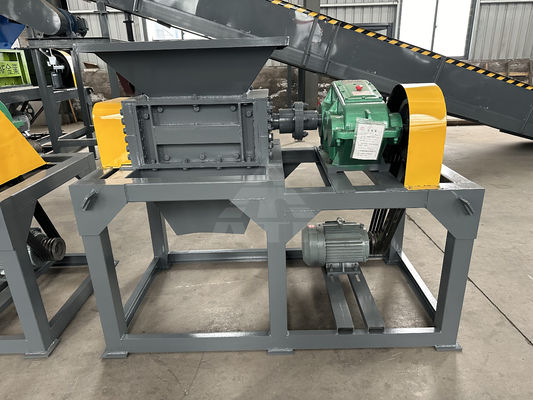 50kW Double Shaft Shredder για ξύλινα παλέτα και μεταλλικό/πλαστικό σύστημα μεταφοράς απορριμμάτων