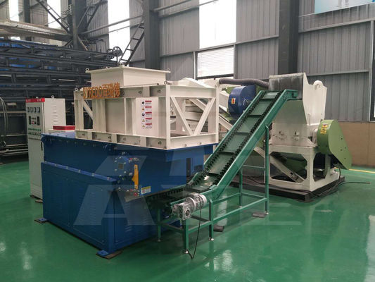 300-500kg/h παραγωγική ικανότητα Μικροεξάκτη μικροκαρτόνι πλαστικού καουτσούκ