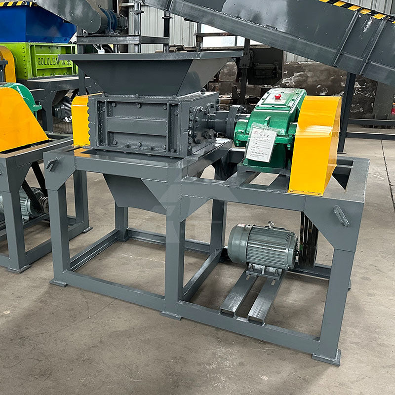 50kW Double Shaft Shredder για ξύλινα παλέτα και μεταλλικό/πλαστικό σύστημα μεταφοράς απορριμμάτων